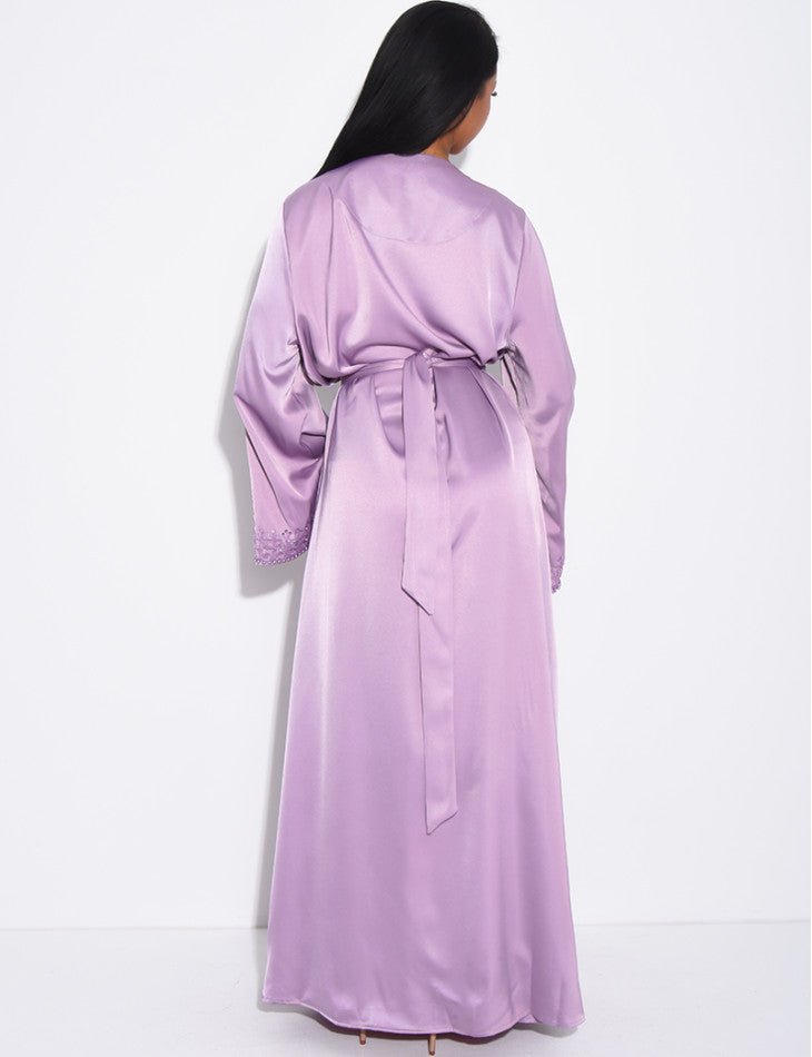 ABAYA PREMIUM À BORDURES PERLÉES ET CEINTURE ASSORTIE VIOLET - EmnaBaya