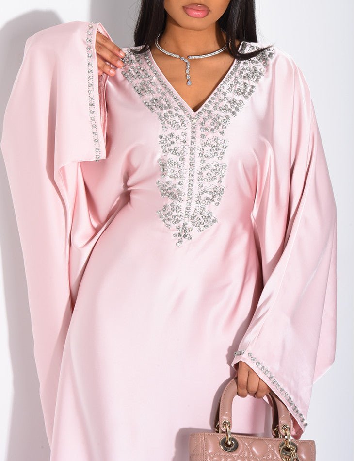 ABAYA PAPILLON À CRISTAUX SUR LE COL ET LES BORDURES - EmnaBaya