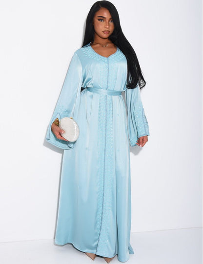 ABAYA PREMIUM À BORDURES PERLÉES ET CEINTURE ASSORTIE - EmnaBaya